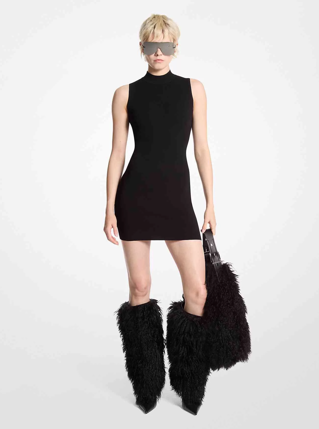 Abito in Viscosa Stretch con Collo a Lupetto