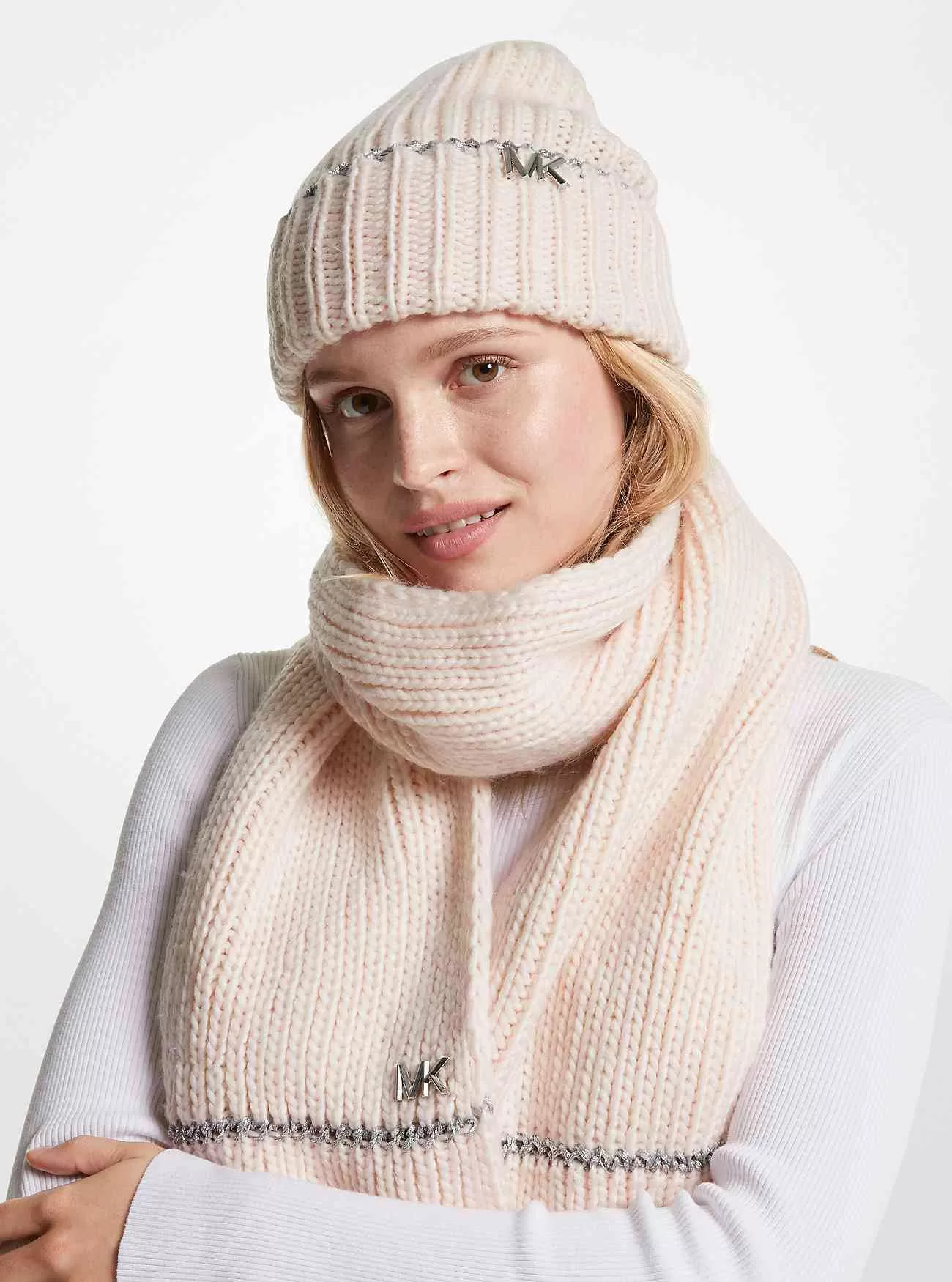 Cappello a cuffia lavorato a maglia marmorizzato