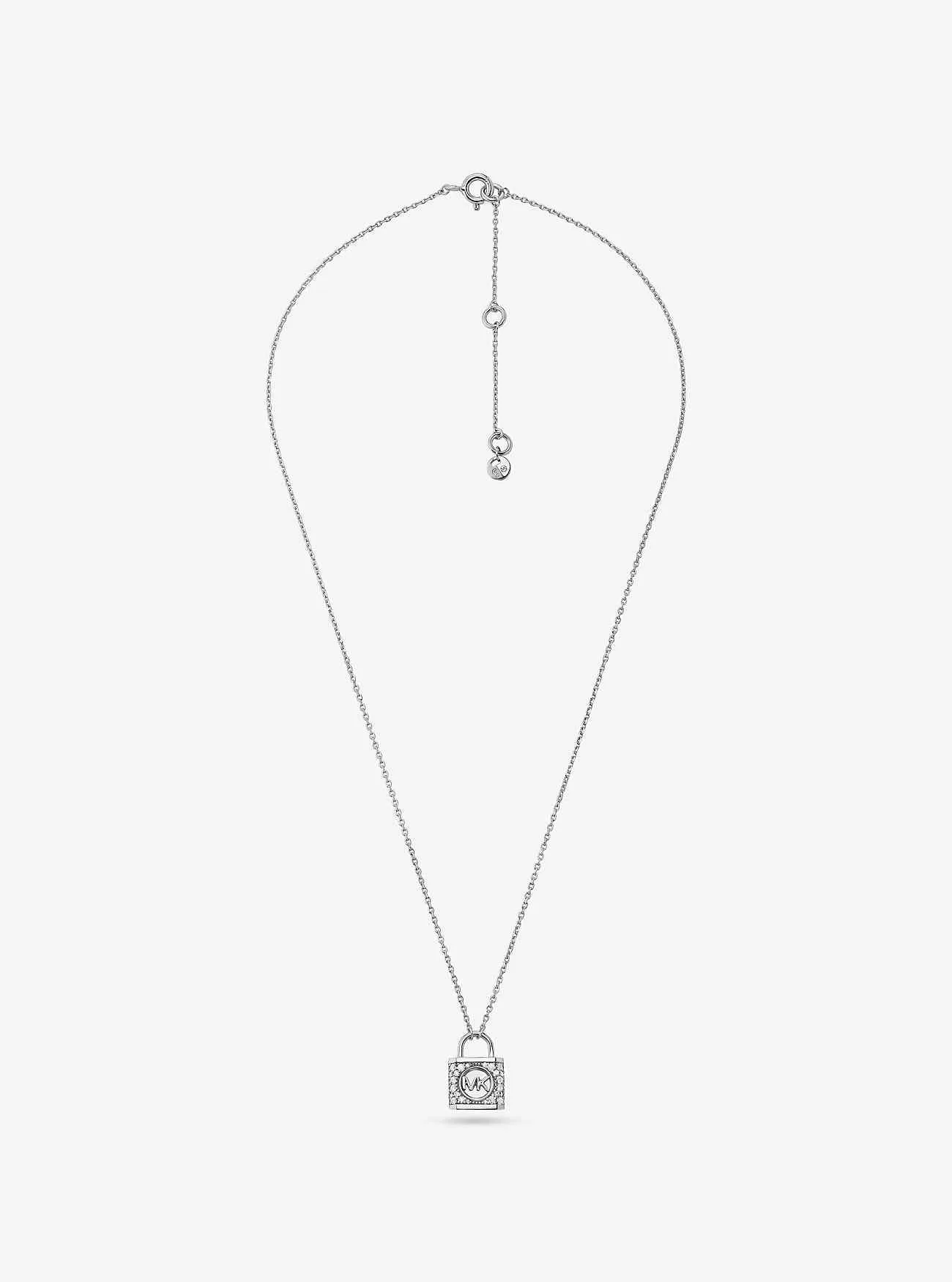 Collana con chiusura a pavé in argento sterling placcato in metallo prezioso