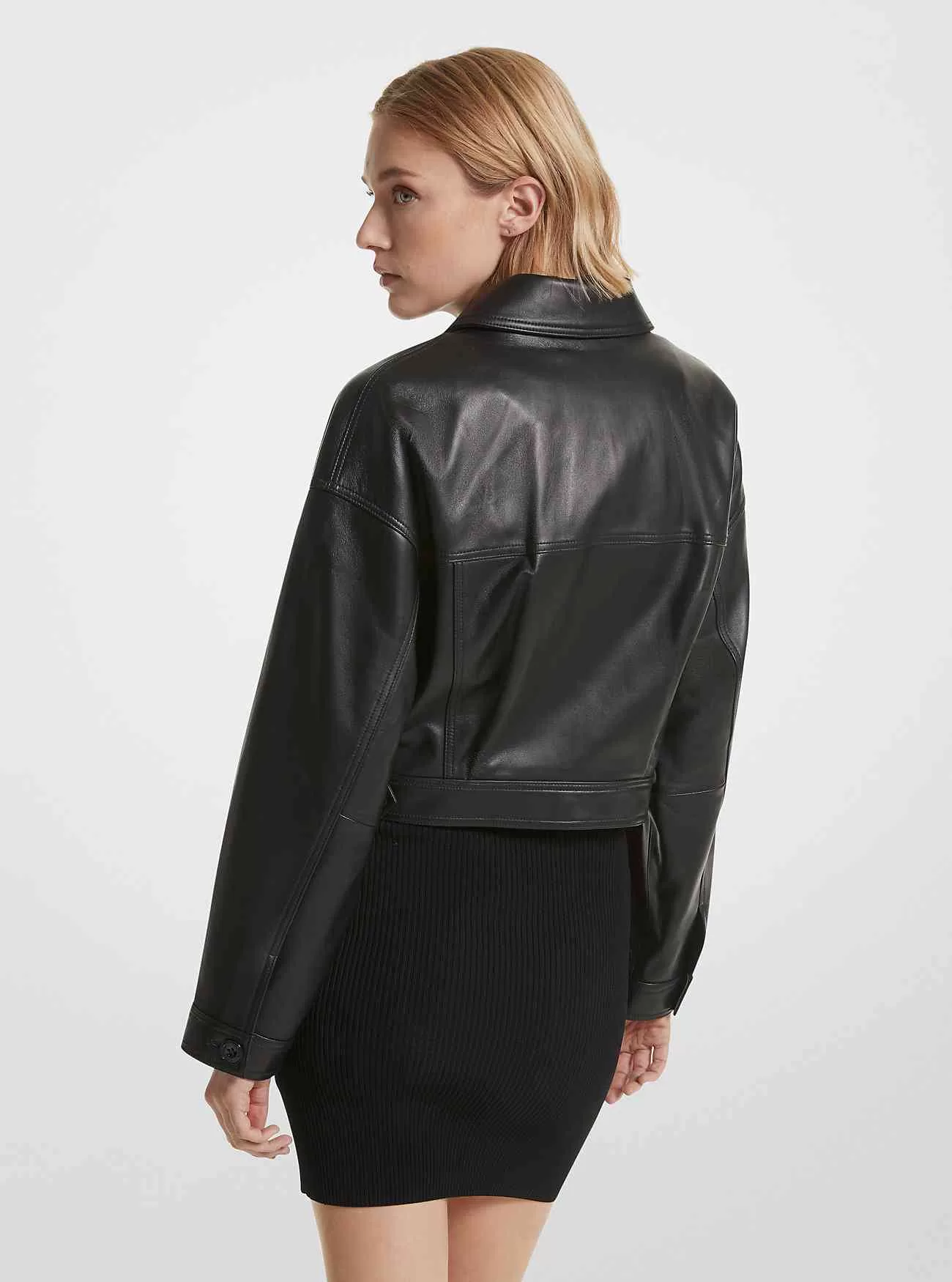 Giacca corta in pelle