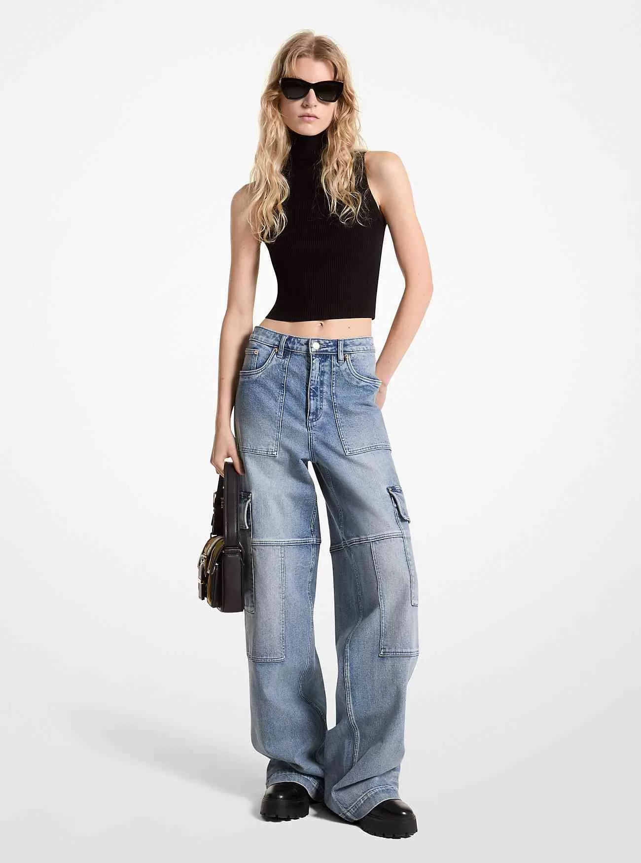 Jeans cargo a gamba larga in denim elasticizzato