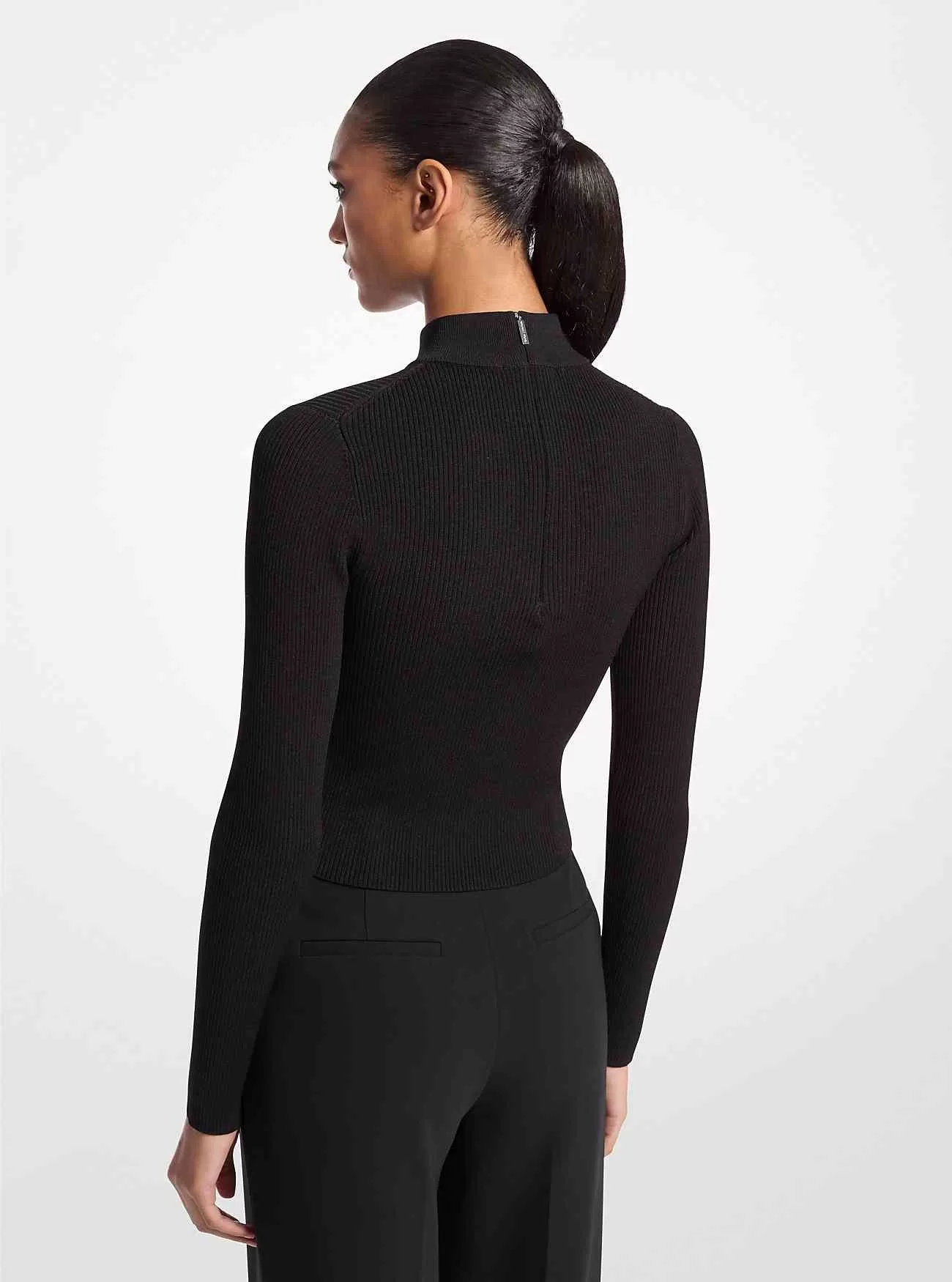 Maglione a collo alto in maglia a coste