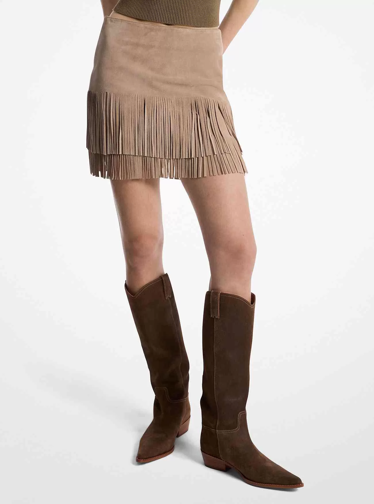 Minigonna in pelle scamosciata con frange