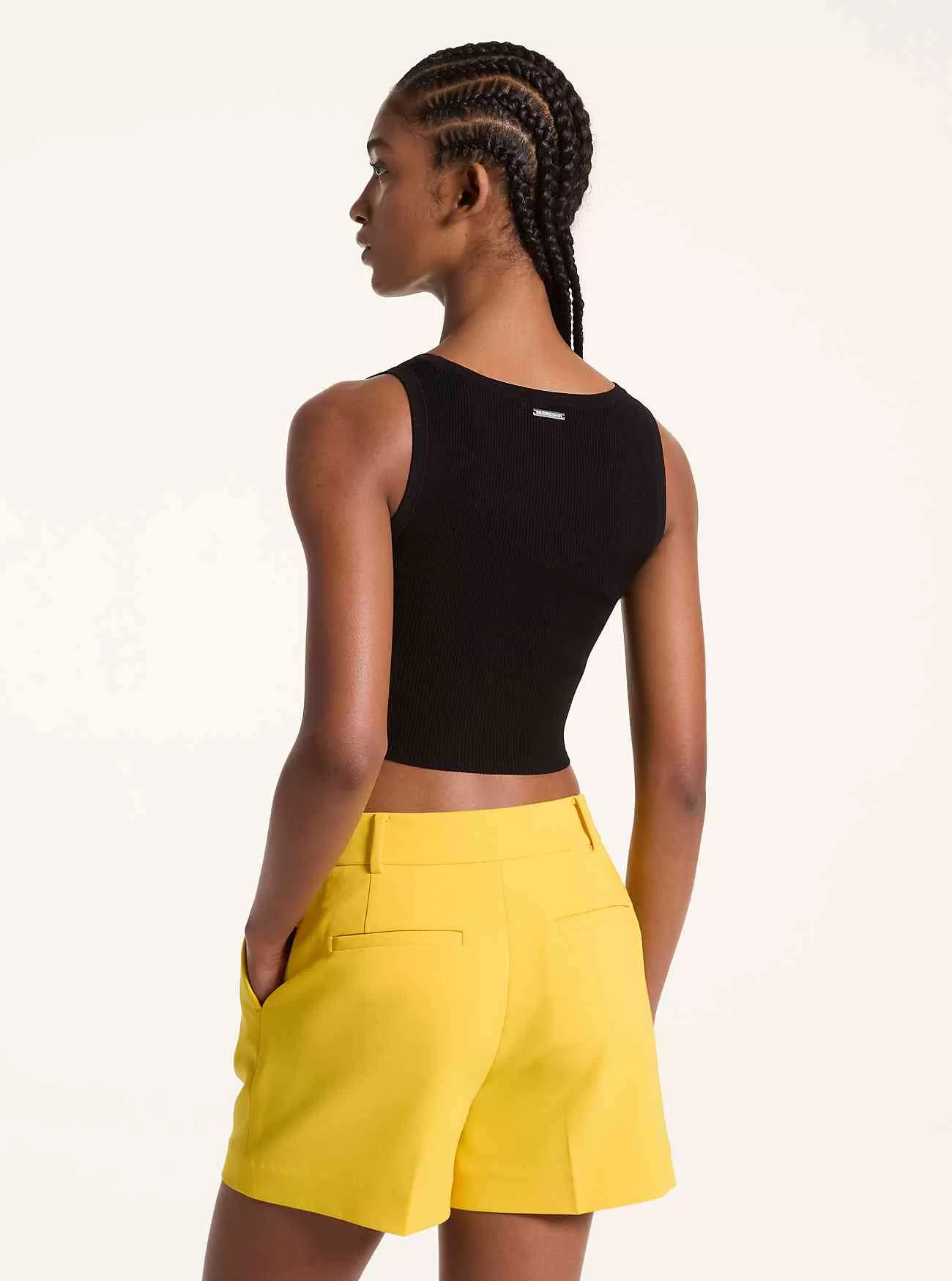 Shorts in crêpe a pieghe