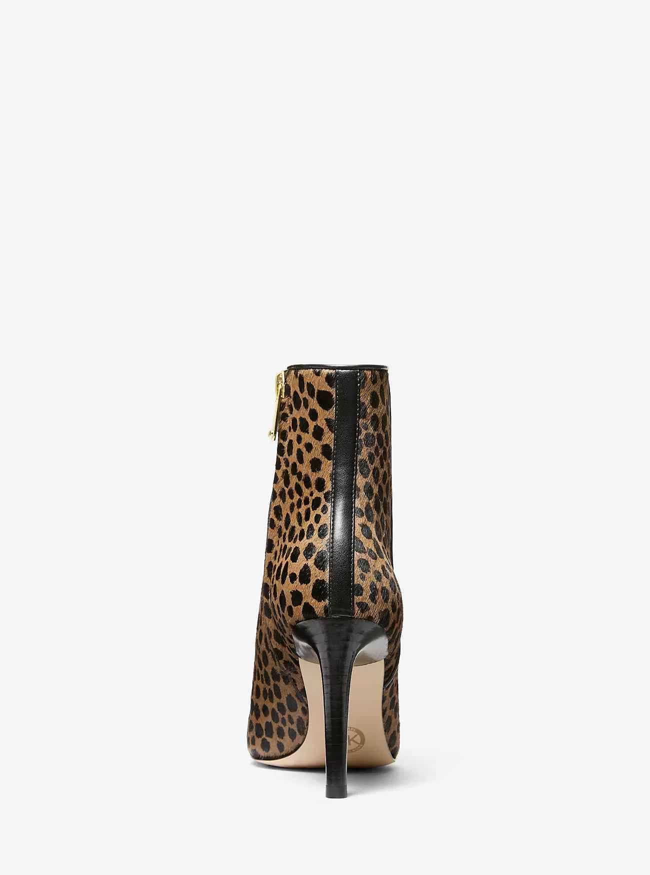 Stivaletto Kasia in pelo di vitello con stampa ghepardo Stivaletto Kasia in pelo di vitello con stampa ghepardo