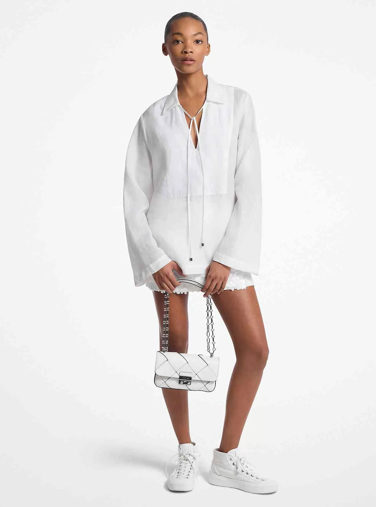 Top tunica con colletto in ramiè